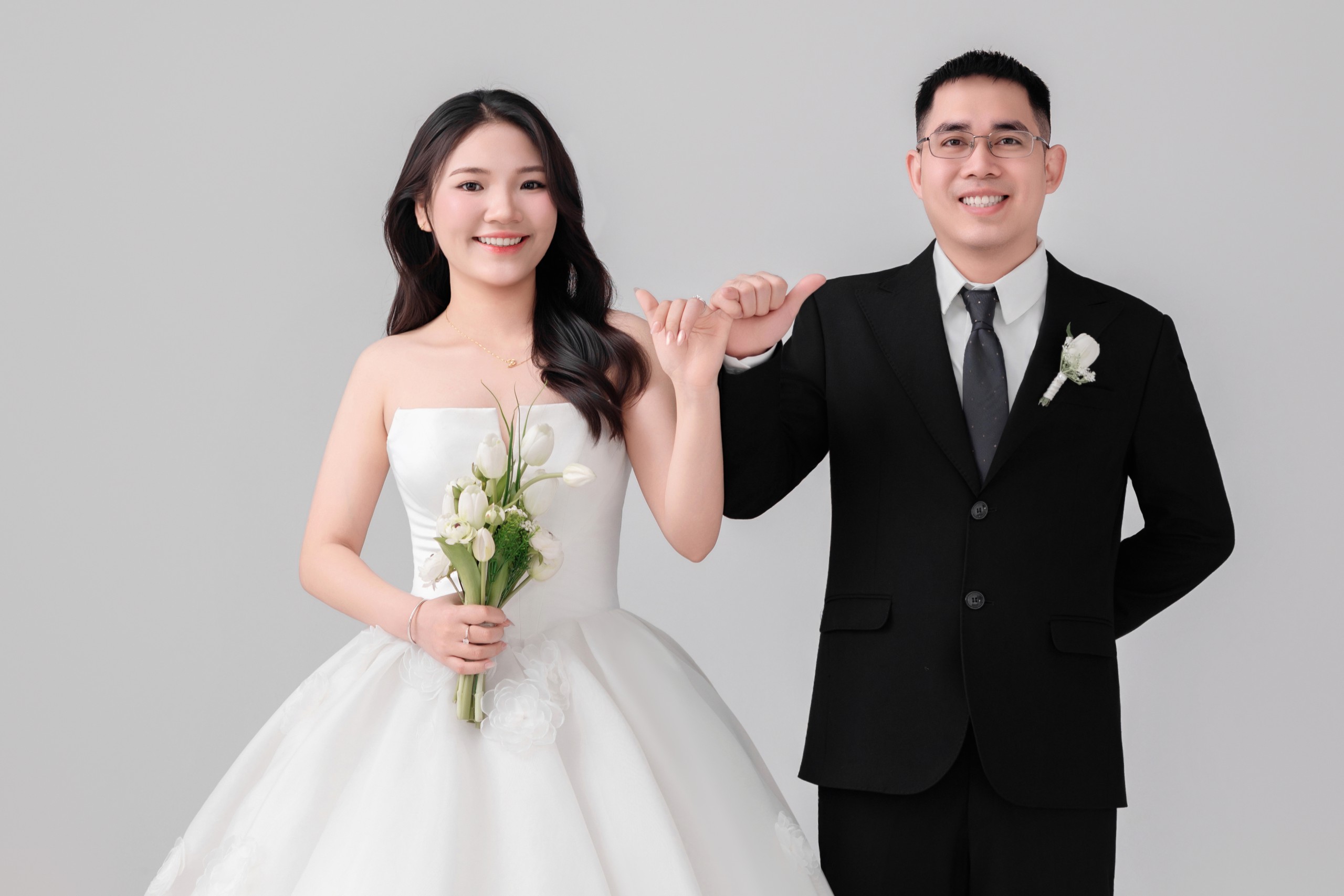 TRẦN HƯNG 💍 NGUYỄN HUYỀN